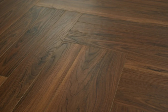 302 Орех Трест (600х100)